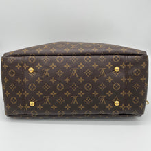 Load image into Gallery viewer, Louis Vuitton Artsy MM Monogram
