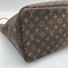 Load image into Gallery viewer, Louis Vuitton Neverfull GM Monogram