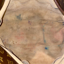 Load image into Gallery viewer, Louis Vuitton Artsy MM Monogram