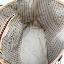 Load image into Gallery viewer, Louis Vuitton Neverfull GM Monogram