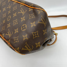 Load image into Gallery viewer, Louis Vuitton Batignolles Horizontal Monogram