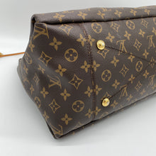 Load image into Gallery viewer, Louis Vuitton Artsy MM Monogram