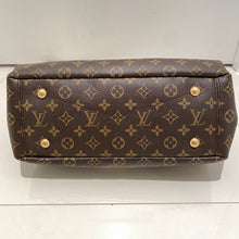 Load image into Gallery viewer, Louis Vuitton Pallas MM Noisette Brown