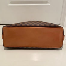 Load image into Gallery viewer, Louis Vuitton Columbine in Damier Ebene