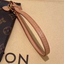 Load image into Gallery viewer, Louis Vuitton Neverfull Clutch Pochette Monogram