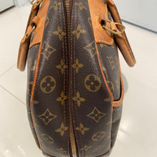 Load image into Gallery viewer, Louis Vuitton Deauville Bowling Bag Monogram