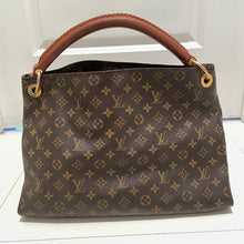 Load image into Gallery viewer, Louis Vuitton Artsy MM Monogram