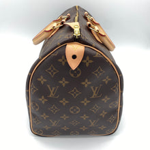 Load image into Gallery viewer, Louis Vuitton Speedy 35 Monogram
