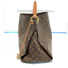 Load image into Gallery viewer, 2018 Louis Vuitton Artsy MM Monogram