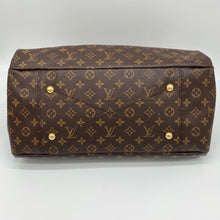 Load image into Gallery viewer, Louis Vuitton Artsy MM Monogram
