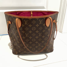 Load image into Gallery viewer, Louis Vuitton Neverfull MM Pivoine