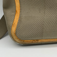 Load image into Gallery viewer, Louis Vuitton Geant Compagnon Messenger