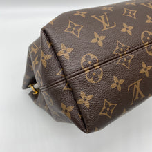 Load image into Gallery viewer, Louis Vuitton Graceful PM Monogram