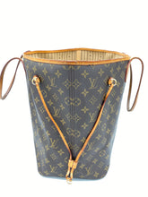 Load image into Gallery viewer, Louis Vuitton Neverfull GM Monogram