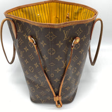 Load image into Gallery viewer, Louis Vuitton Neverfull MM Monogram