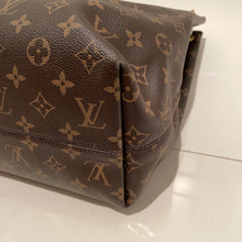 Load image into Gallery viewer, Louis Vuitton Graceful MM Monogram