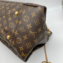 Load image into Gallery viewer, Louis Vuitton Artsy MM Monogram