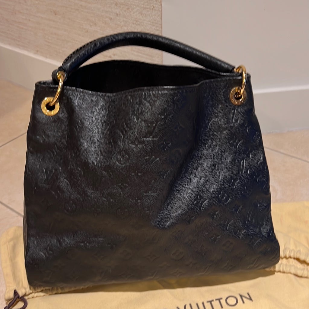 Louis Vuitton Black Python Embossed Monogram Artsy MM 2010s at 1stDibs   louis vuitton black embossed bag, louis vuitton embossed, black embossed  louis vuitton bag