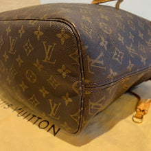 Load image into Gallery viewer, Louis Vuitton Neverfull MM Monogram
