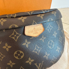 Load image into Gallery viewer, Louis Vuitton Bumbag Fanny Pack Monogram