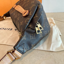 Load image into Gallery viewer, Louis Vuitton Bumbag Fanny Pack Monogram