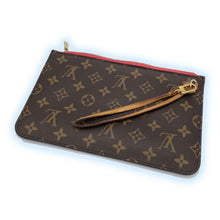 Load image into Gallery viewer, Louis Vuitton Neverfull MM Monogram Clutch Pochette Limited Edition
