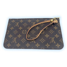 Load image into Gallery viewer, Louis Vuitton Neverfull Clutch Pochette Monogram
