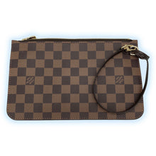 Load image into Gallery viewer, Louis Vuitton Neverfull Clutch Pochette
