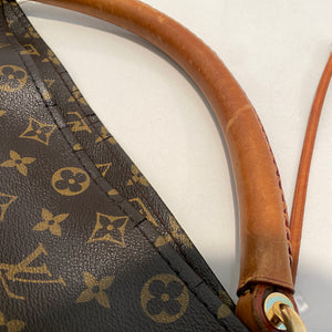 Louis Vuitton Artsy MM Monogram