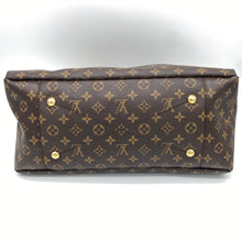 Load image into Gallery viewer, Louis Vuitton Artsy MM Monogram
