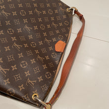 Load image into Gallery viewer, Louis Vuitton Graceful MM Monogram
