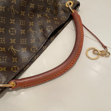 Load image into Gallery viewer, Louis Vuitton Artsy MM Monogram
