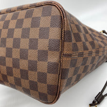 Load image into Gallery viewer, Louis Vuitton Neverfull MM Damier Ebene
