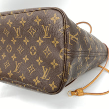 Load image into Gallery viewer, Louis Vuitton Neverfull MM Monogram
