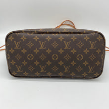 Load image into Gallery viewer, Louis Vuitton Neverfull MM Monogram
