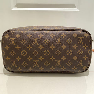 Louis Vuitton Neverfull MM Pivoine