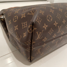 Load image into Gallery viewer, Louis Vuitton Graceful MM Monogram
