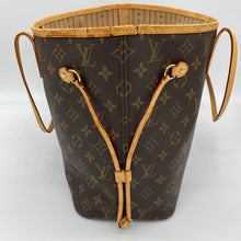 Load image into Gallery viewer, Louis Vuitton Nevefull MM Monogram
