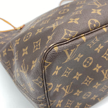 Load image into Gallery viewer, Louis Vuitton Neverfull GM Monogram
