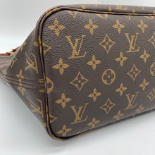 Load image into Gallery viewer, Louis Vuitton Neverfull MM Monogram
