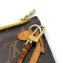 Load image into Gallery viewer, Louis Vuitton Neverfull Clutch Pochette Monogram
