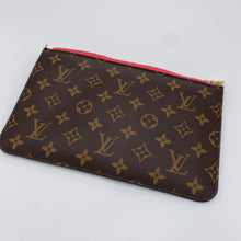 Load image into Gallery viewer, Louis Vuitton Neverfull MM Monogram Clutch Pochette Limited Edition
