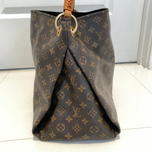 Load image into Gallery viewer, Louis Vuitton Artsy MM Monogram
