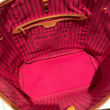 Load image into Gallery viewer, Louis Vuitton Neverfull MM Pivoine
