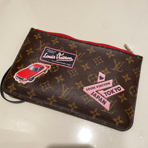 Louis Vuitton Neverull World Tour Clutch