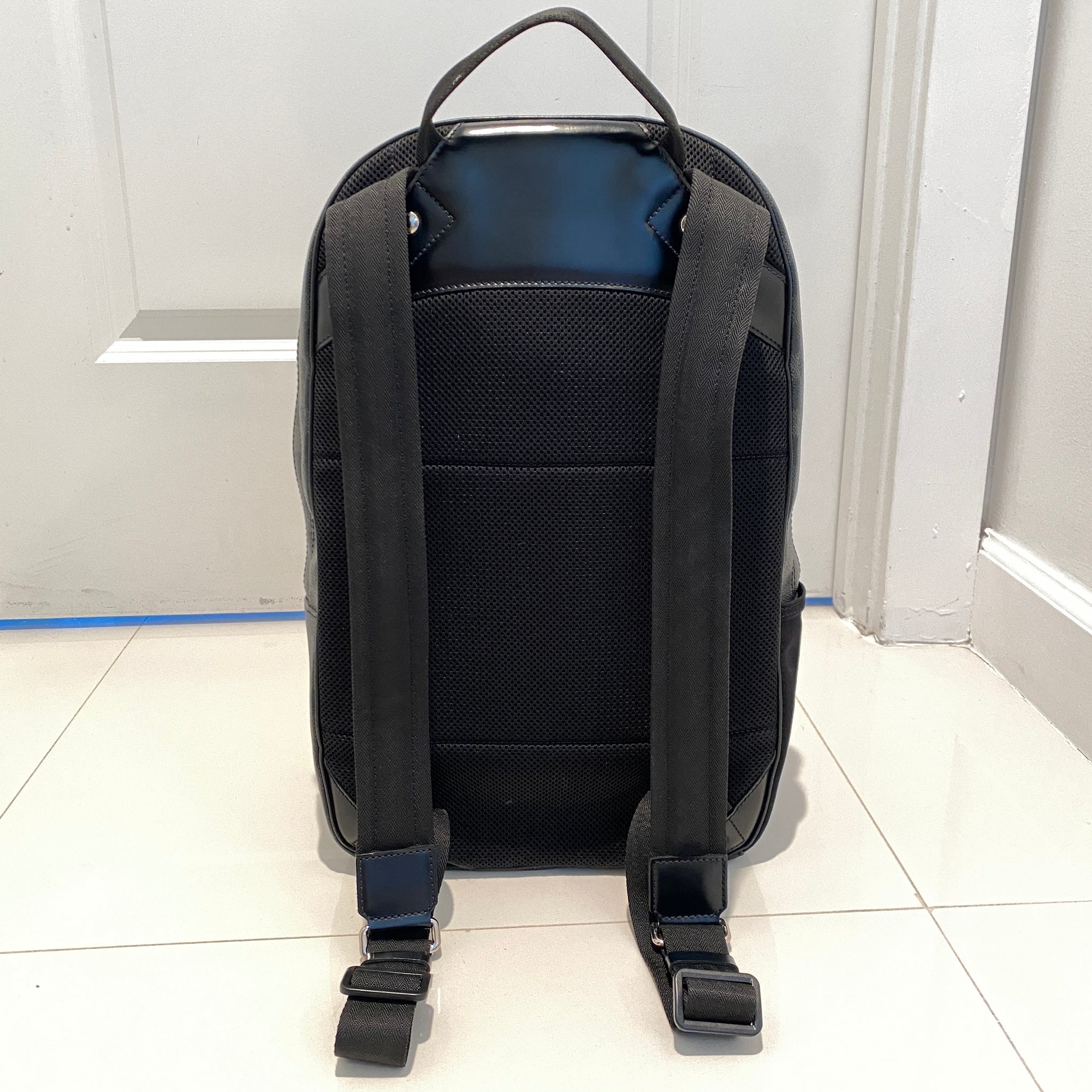 Louis Vuitton Damier Graphite Michael Backpack - Black Backpacks, Bags -  LOU796691