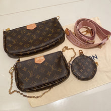 Load image into Gallery viewer, Louis Vuitton Multi Pochette Accessoires Rose
