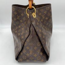 Load image into Gallery viewer, Louis Vuitton Artsy MM Monogram
