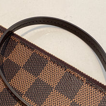 Load image into Gallery viewer, Louis Vuitton Neverfull Clutch Pochette Damier Ebebe
