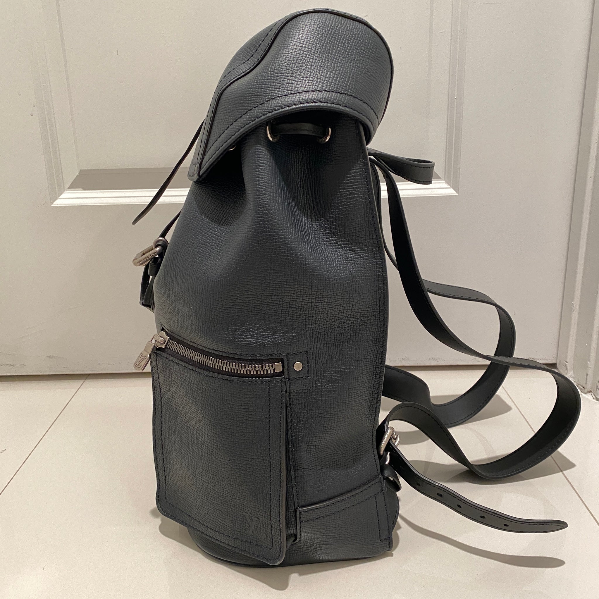 Louis Vuitton // Utah Leather Backpack // Navy Blue // Pre-Owned - Designer  Handbags - Touch of Modern